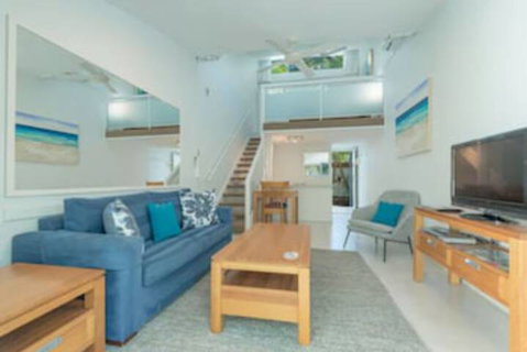 Caribbean Noosa - Accommodation Rockhampton 0