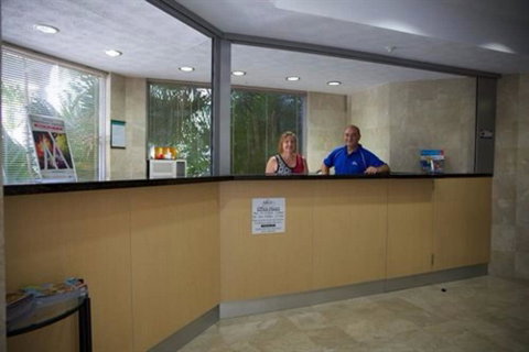 Surfers Mayfair - Accommodation Rockhampton 5