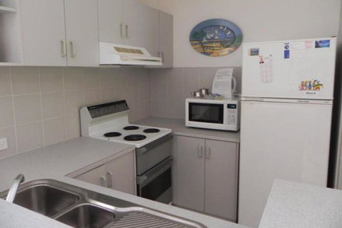 Noosa Terrace & Belmondos Waterfront Resort - Accommodation Rockhampton 3