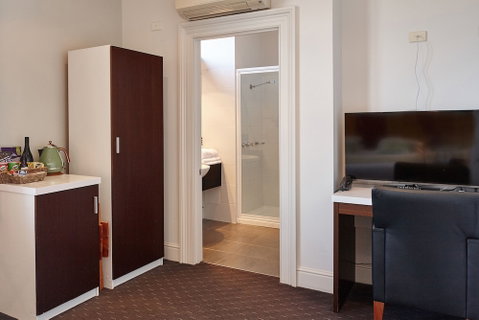 Auldington Hotel - Accommodation Rockhampton 5