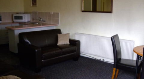 Estelle Kramer Motor Inn - Accommodation Rockhampton 2