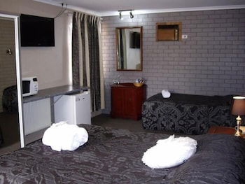 Estelle Kramer Motor Inn - Accommodation Rockhampton 4