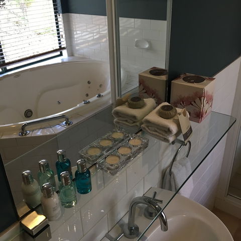 Island Brook Estate - Accommodation Rockhampton 6