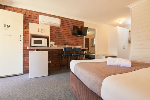 Ruthven Street Motor Inn - Accommodation Rockhampton 4