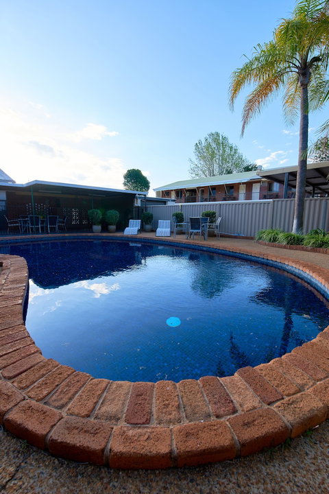 Ruthven Street Motor Inn - Accommodation Rockhampton 2