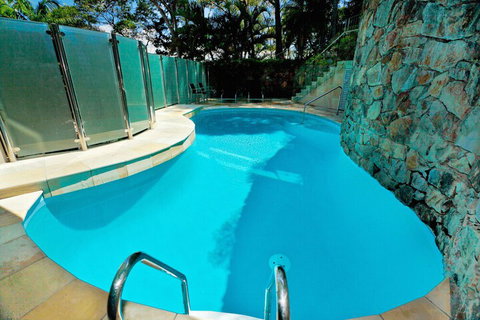 Little Cove Court - Accommodation Rockhampton 4