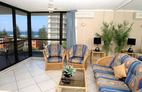 Burleigh Gardens North Hi-Rise - Accommodation Rockhampton 5