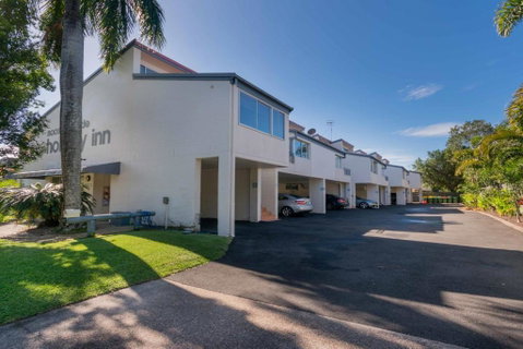 Noosa Parade Holiday Inn - Accommodation Rockhampton 5