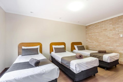 Clifford Gardens Motor Inn - Accommodation Rockhampton 6