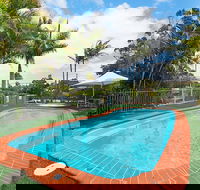 Moby Dick Waterfront Resort Motel - Accommodation Rockhampton