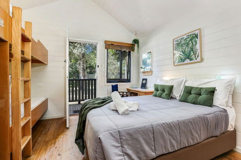 Seven Mile Beach Holiday Park - Accommodation Rockhampton 1