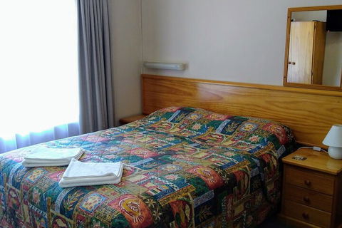 Armidale Rose Villa Motel - Accommodation Rockhampton 6