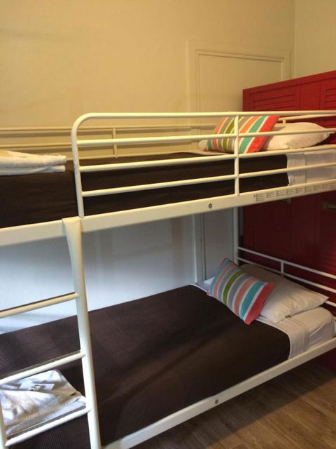Guesthouse 83 - Accommodation Rockhampton 1