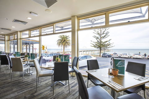 Esplanade Hotel - Accommodation Rockhampton 6