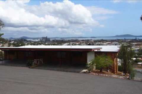 Harbour View Motel - Accommodation Rockhampton 3