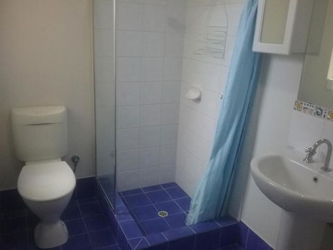 Seaside Villas - Accommodation Rockhampton 3