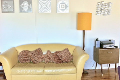Hyams Beach House - A Secret Treasure - Accommodation Rockhampton 4