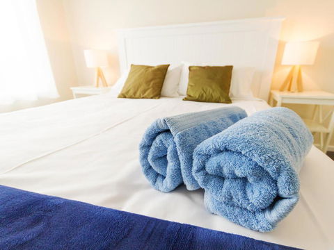 Catherine Lodge Farm Gate Cottages - Accommodation Rockhampton 7