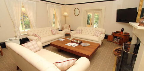 Fitzroy Inn Historic Retreat - Accommodation Rockhampton 1