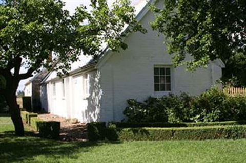 Somercotes - Accommodation Rockhampton 3