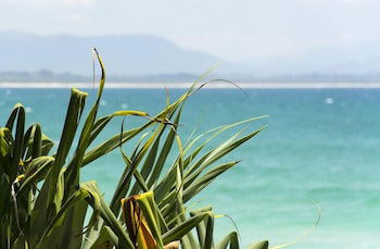 Watermark At Wategos - Accommodation Rockhampton 2