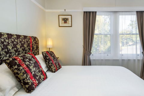 Ashdowns Of Dover B&B - Accommodation Rockhampton 2