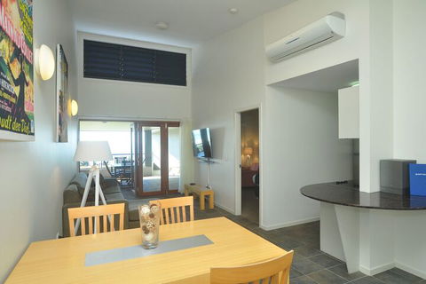 Lennox Holiday Apartments - Accommodation Rockhampton 4