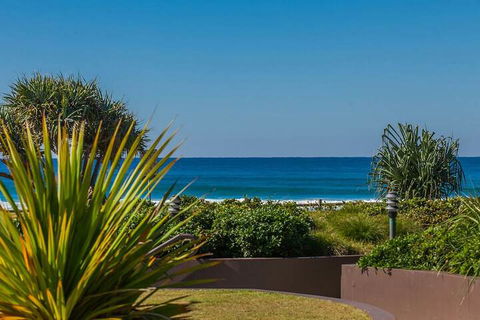 Lennox Holiday Apartments - Accommodation Rockhampton 6