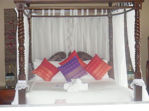 Weeroona - Accommodation Rockhampton 2