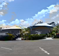 Wunpalm Motel  Holiday Cabins - Accommodation Rockhampton