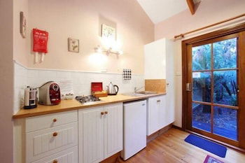 Glenview Retreat Luxury Bed & Breakfast - Accommodation Rockhampton 1