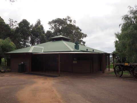 Augusta Sheoak Chalets - Accommodation Rockhampton 0