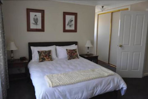 Austin Rise Bed And Breakfast - Accommodation Rockhampton 4