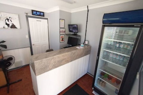 Aspley Sunset Motel - Accommodation Rockhampton 0