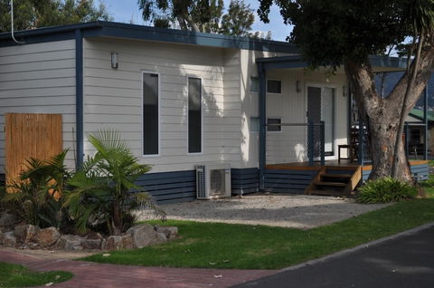 Kangerong Holiday Park - Accommodation Rockhampton 2