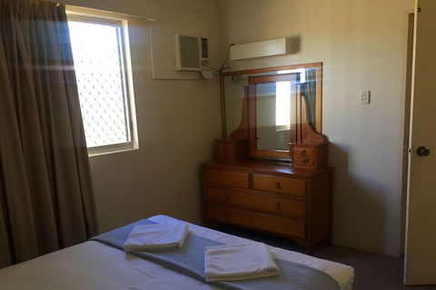 Inland Oasis Motel - Accommodation Rockhampton 6
