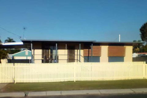 Boneanza - Accommodation Rockhampton 0