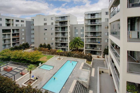 Accommodate Canberra - Glebe Park - Accommodation Rockhampton 2