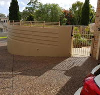 Corlette Poolside Getaway - Accommodation Rockhampton