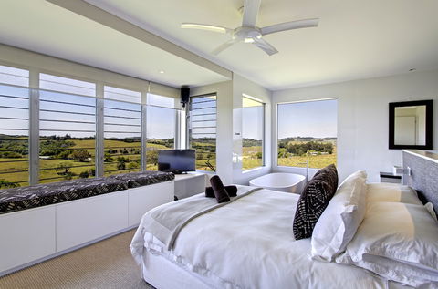 A PERFECT STAY - CapeView - Accommodation Rockhampton 1