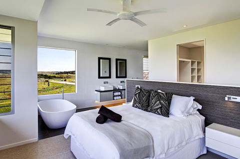 A PERFECT STAY - CapeView - Accommodation Rockhampton 5