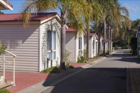 Lifestyle Village Redhead - Accommodation Rockhampton 1