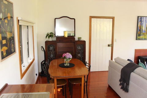 Nagoondie Studio - Accommodation Rockhampton 1