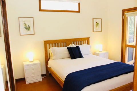 Nagoondie Studio - Accommodation Rockhampton 2