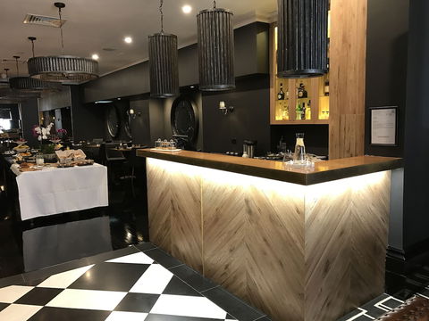 Macquarie Manor - Accommodation Rockhampton 6