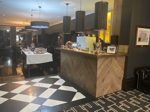 Macquarie Manor - Accommodation Rockhampton 2