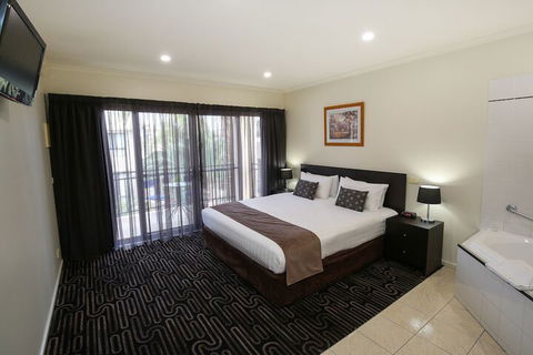 Aquarius Apartments And Cabins - Accommodation Rockhampton 5