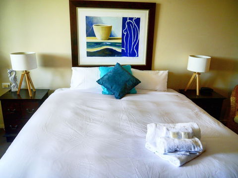 Marine Boutique Apartments - Accommodation Rockhampton 5