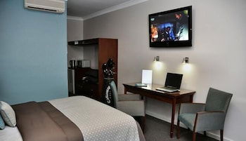 Pastoral Hotel Motel - Accommodation Rockhampton 2