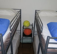 The Black Sparrow - Accommodation Rockhampton